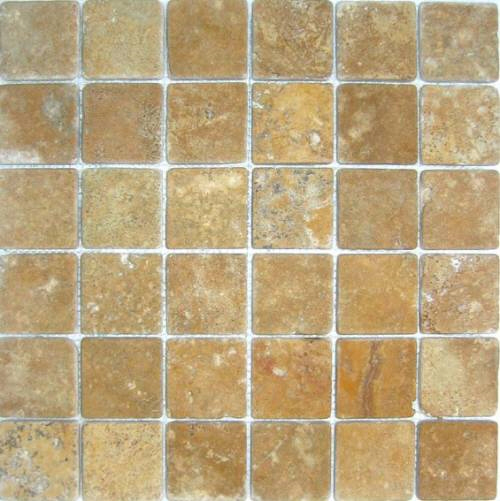 mosaique en pierre blanche nuancee