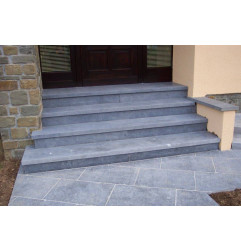 Threshold and standard support in stone blue Belgian custom