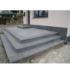 Contre-marche enPierre Bleue Belge SUR MESURE