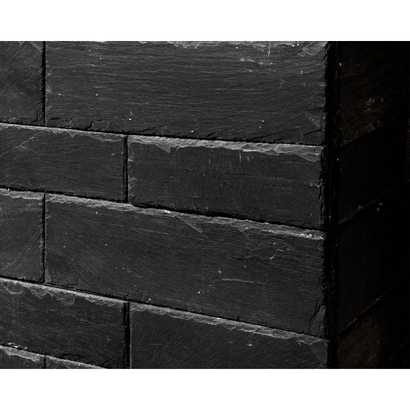 胶粘剂上的石块