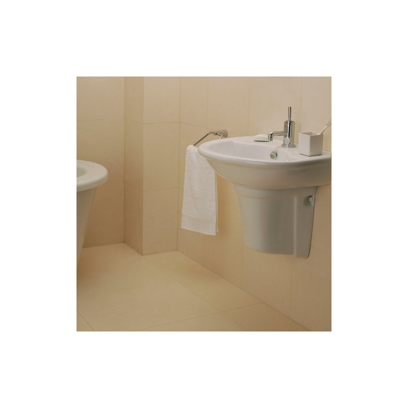 Floor and walls in stone white Antalya Cream - softened Floor and walls in stone white Antalya Cream - softened