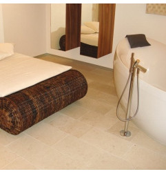 Tiles in strips of Pierre white Jura Beige - softened
