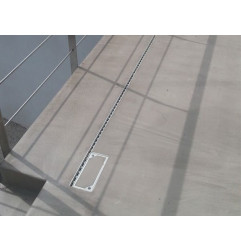 Grondaia scanalato in alluminio antracite SideDrain EURO - L&S