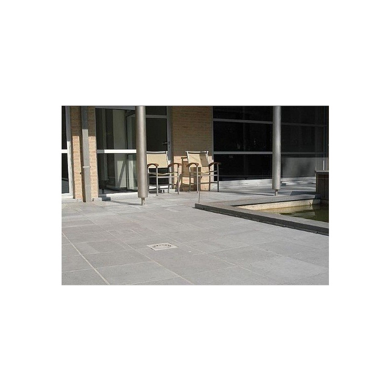 Pierre Bleue du Vietnam - Vieilli (tambouriné) Pierre Bleue du Vietnam - Vieilli (tambouriné)