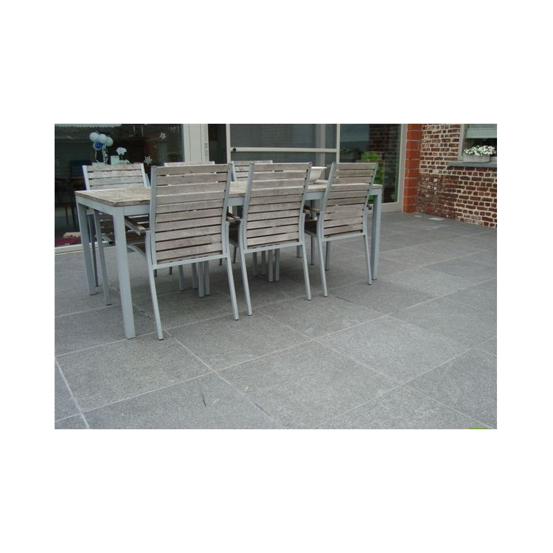 Terrasse en Granit Asian Black - Flammé Terrasse en Granit Asian Black - Flammé