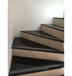 Stair step - Belgian Bluestone - CUSTOMIZED