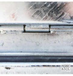 Toegangsluik in geribbeld gegalvaniseerd staal - Geassisteerd openen - 15 kN - HAGO