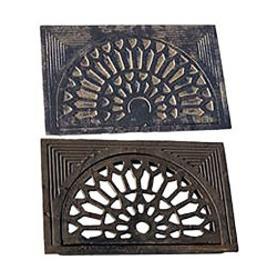 Grille demi-lune en fonte