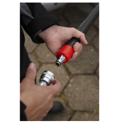 Vikan 0703 - Raccordo automatico a tenuta stagna da 1/2"