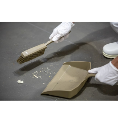 Cepillo de mano para panadería Vikan 4589 - 330 mm, mediano