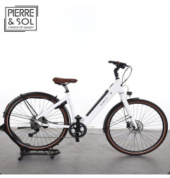 2 ELECTRIC CITY BIKES - PIERRE & SOL 2025 COMPETITION