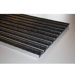 Paillasson VARIO PBO, profil en aluminium couvert fibres poyamide et nylon coloré de chez ROSCO - Pierre & Sol