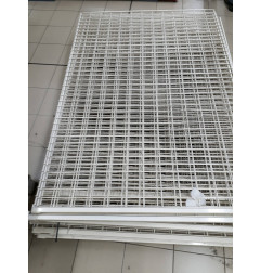 Gondola bottom grid: 140 L 135-1 Face - used - stone & soil