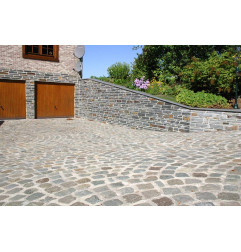 [غريس] بلجيكيّة - [بفس] - [بوما] حجارة