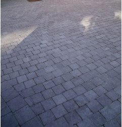 Realization with dePierre blue Belgian Hainaut Antic® slabs