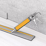 Gluing skirting boards